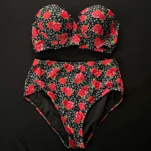 Gorgeous! Betsy Johnson Leopard & Rose Two Piece Bikini Swimsuit M